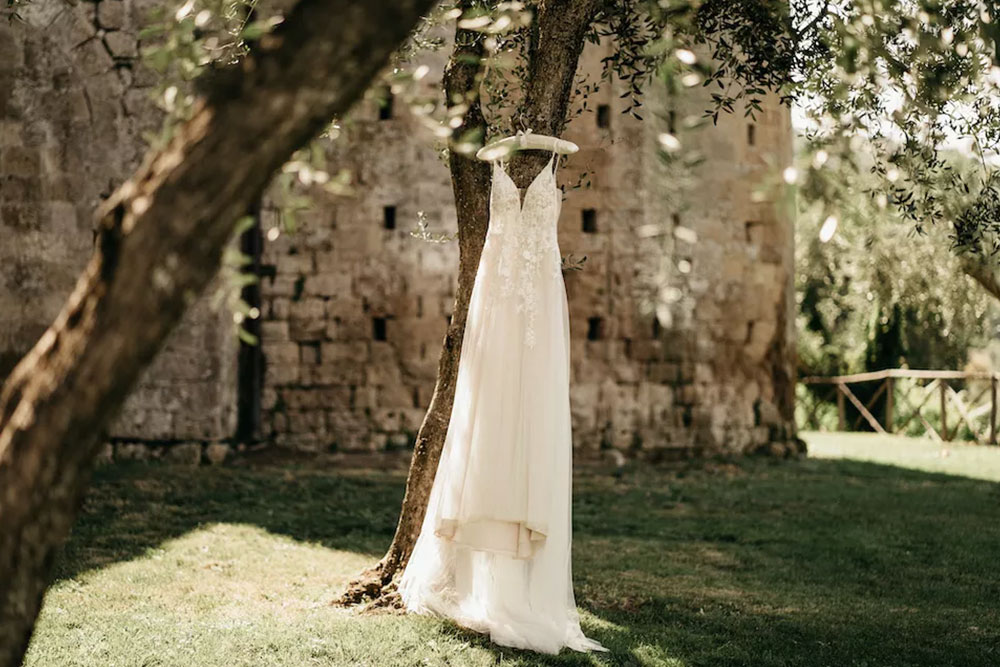 Bride dress- italian marriage agency - Dream on wedding planner and design in Italy - Umbria - Perugia