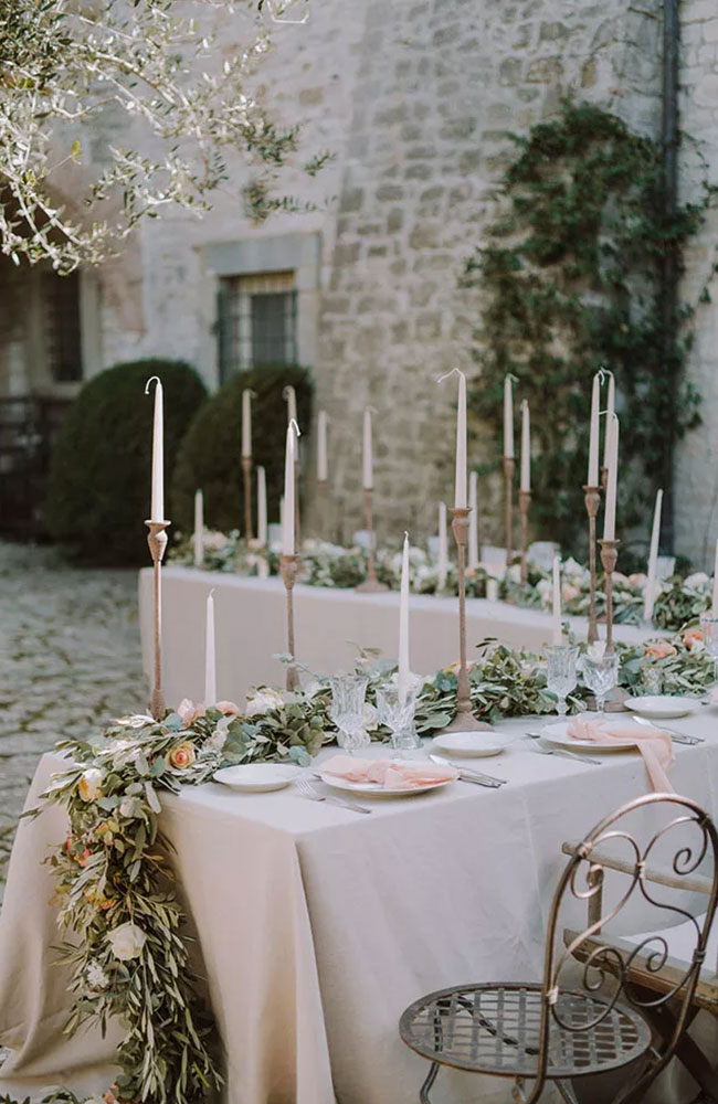 Romantic and natural wedding theme - italian marriage agency