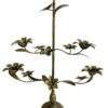 candeliere con decoro floreale in oro antico
