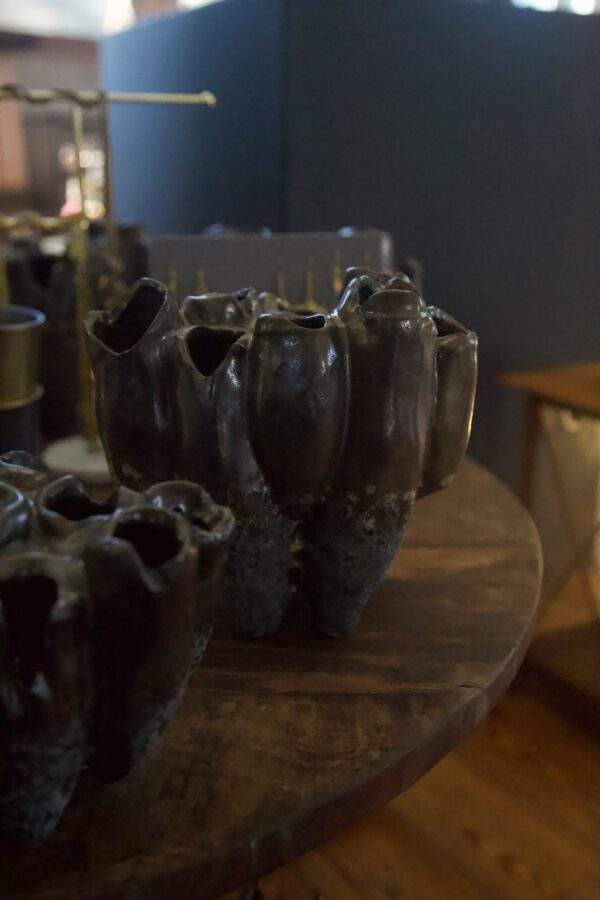 vase en céramique corail anthracite