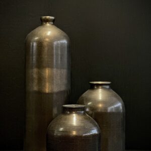 LEO - vaso marrone antico